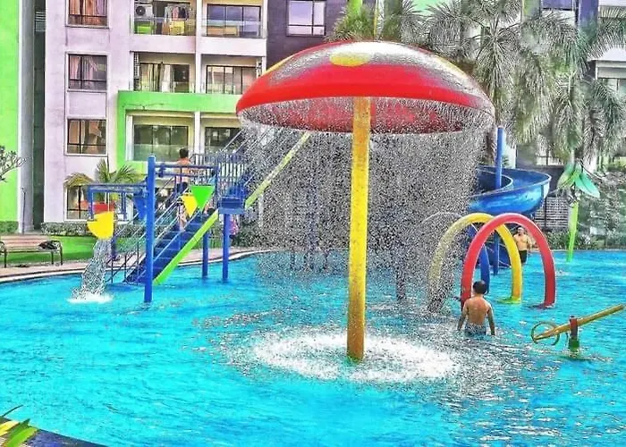 Ipoh Manhattan Water Park Pool View Cozy Homestay